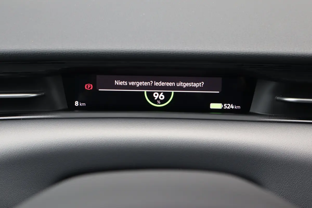 Limited Edition | 77KWH | 286 PK | TREKHAAK | CAMERA | STOEL + STUUR VERW. | APP.CONNECT | 2-ZONE CLIMA | ADAPT.CRUISE | FULL.LED | DAB + |