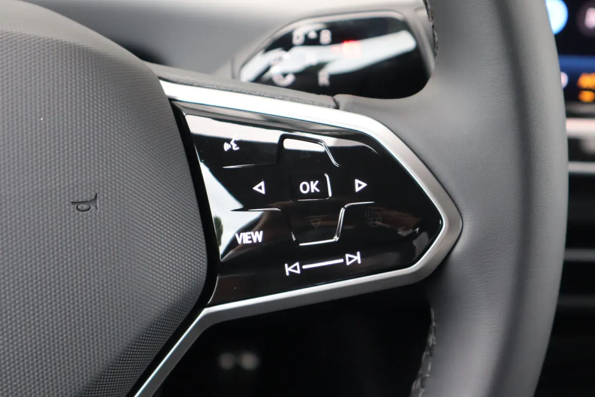Limited Edition | 77KWH | 286 PK | TREKHAAK | CAMERA | STOEL + STUUR VERW. | APP.CONNECT | 2-ZONE CLIMA | ADAPT.CRUISE | FULL.LED | DAB + |