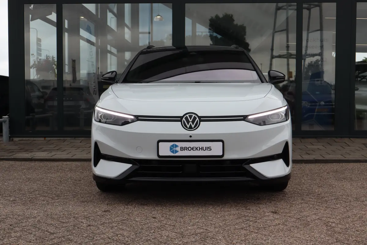 Limited Edition | 77KWH | 286 PK | TREKHAAK | CAMERA | STOEL + STUUR VERW. | APP.CONNECT | 2-ZONE CLIMA | ADAPT.CRUISE | FULL.LED | DAB + |