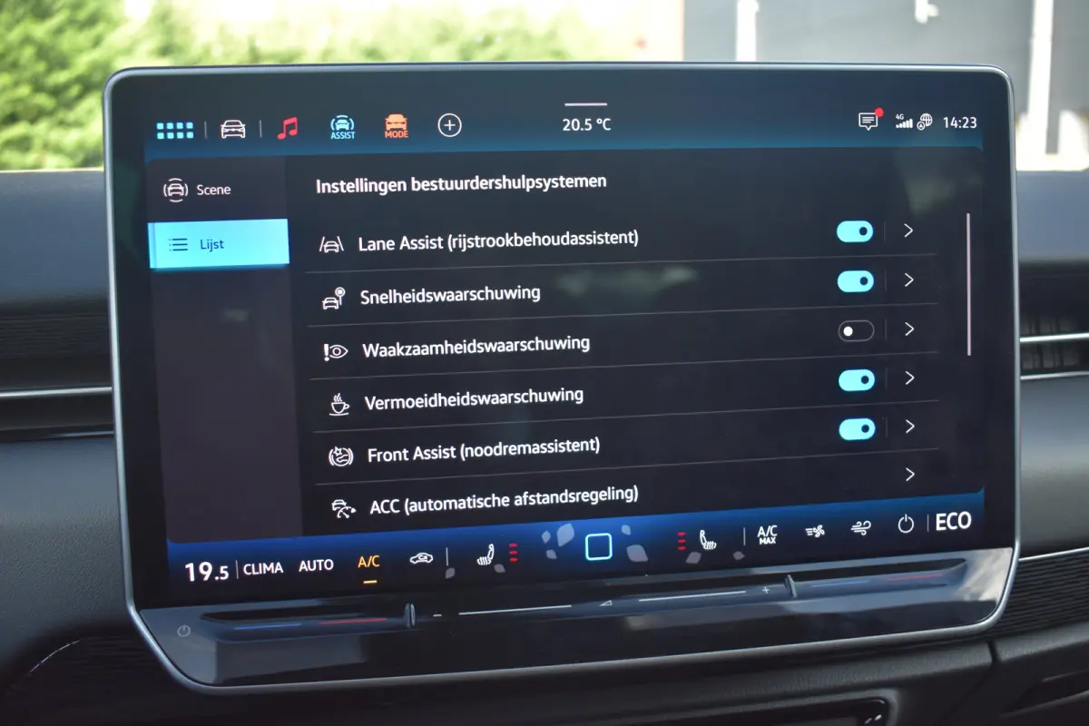 Limited Edition | 77KWH | 286 PK | TREKHAAK | CAMERA | STOEL + STUUR VERW. | APP.CONNECT | 2-ZONE CLIMA | ADAPT.CRUISE | FULL.LED | DAB + |