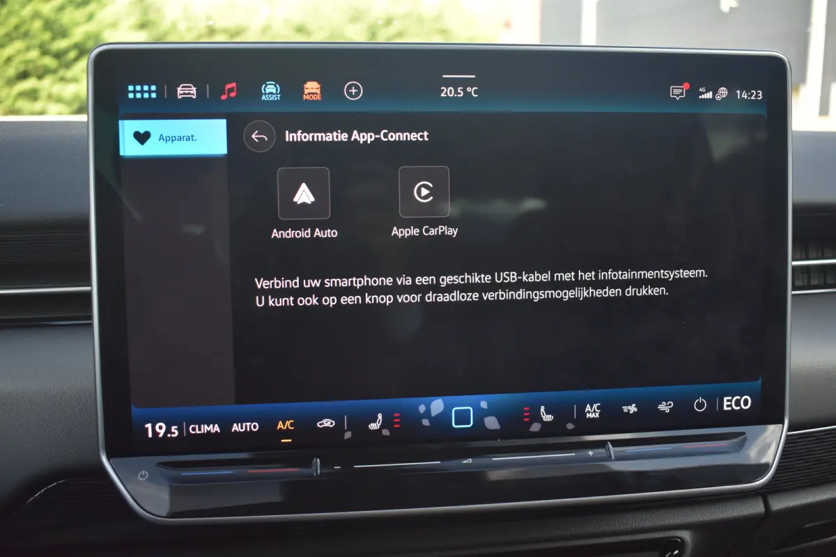 Limited Edition | 77KWH | 286 PK | TREKHAAK | CAMERA | STOEL + STUUR VERW. | APP.CONNECT | 2-ZONE CLIMA | ADAPT.CRUISE | FULL.LED | DAB + |