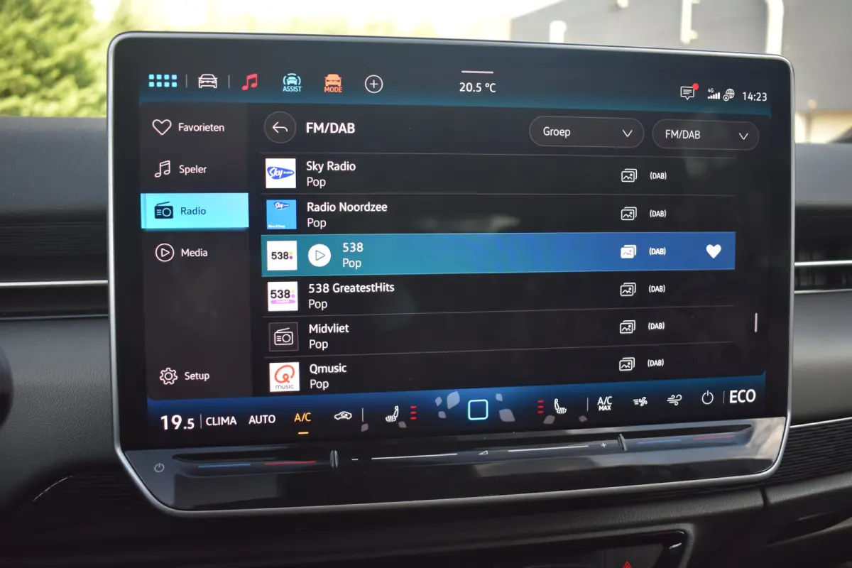 Limited Edition | 77KWH | 286 PK | TREKHAAK | CAMERA | STOEL + STUUR VERW. | APP.CONNECT | 2-ZONE CLIMA | ADAPT.CRUISE | FULL.LED | DAB + |