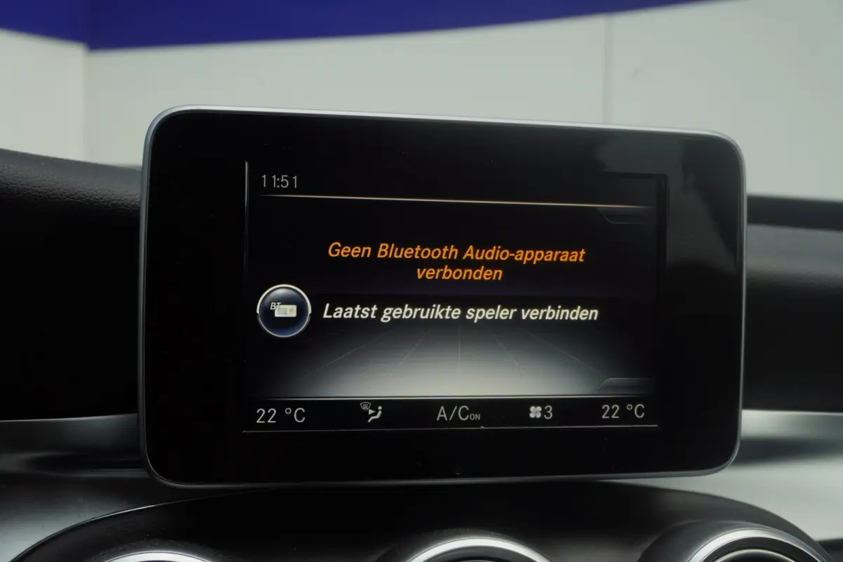 350 e Lease Edition / 19"LMV / Navi /leder/Led/Camera/ Zwarte lijsten / Sfeerverlichting / LED / = SUPER !!