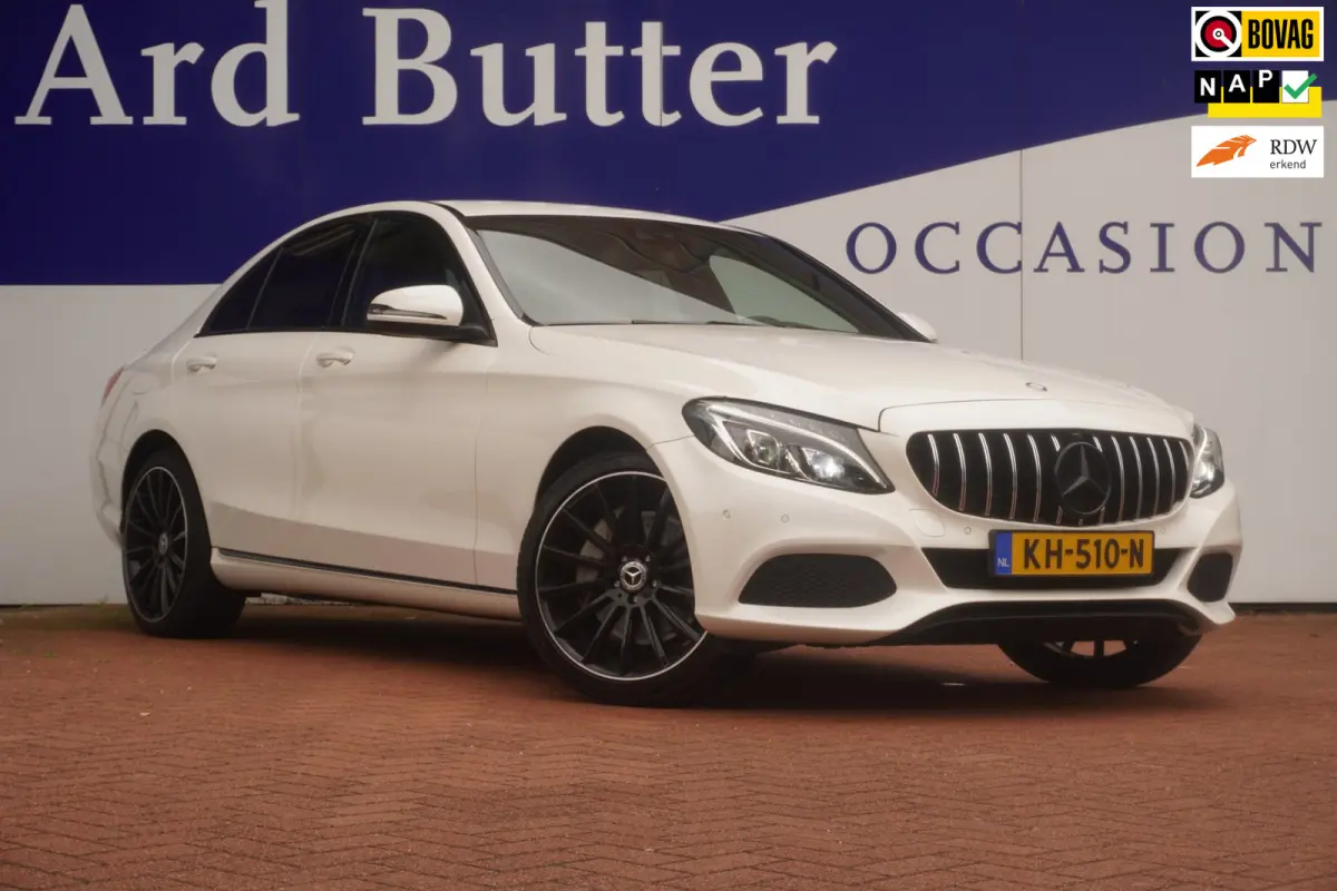 350 e Lease Edition / 19"LMV / Navi /leder/Led/Camera/ Zwarte lijsten / Sfeerverlichting / LED / = SUPER !!