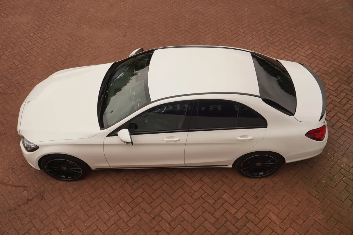 350 e Lease Edition / 19"LMV / Navi /leder/Led/Camera/ Zwarte lijsten / Sfeerverlichting / LED / = SUPER !!