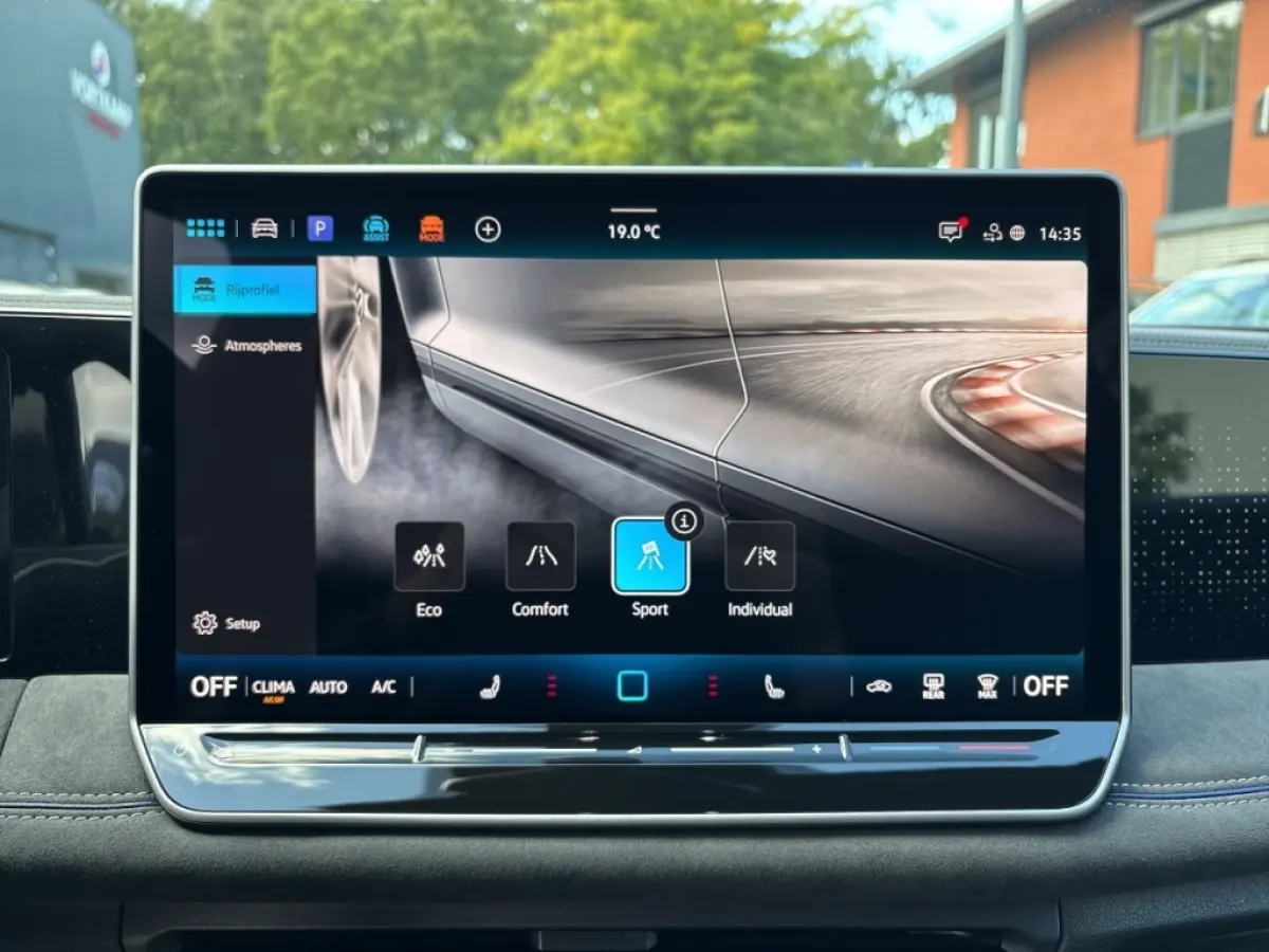 1.5 eTSI R-LINE TREKHAAK/360CAM/ELEK-KLEP/ACC/STOEL+STUURVERW/CARPLAY