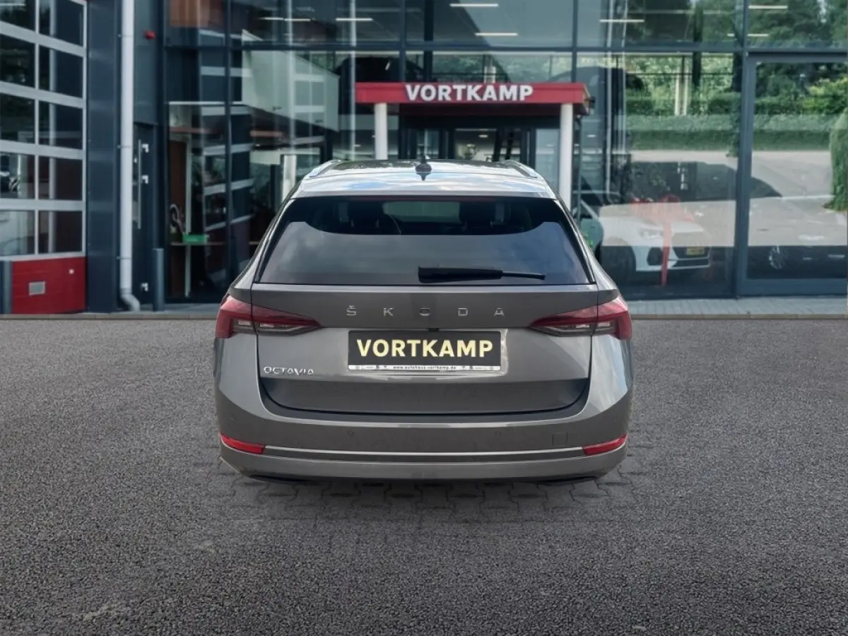 2.0 TDI STYLE TREKHAAK/CAMERA/ELEK-KLEP/ACC/MEM/STOEL+STUURVERW