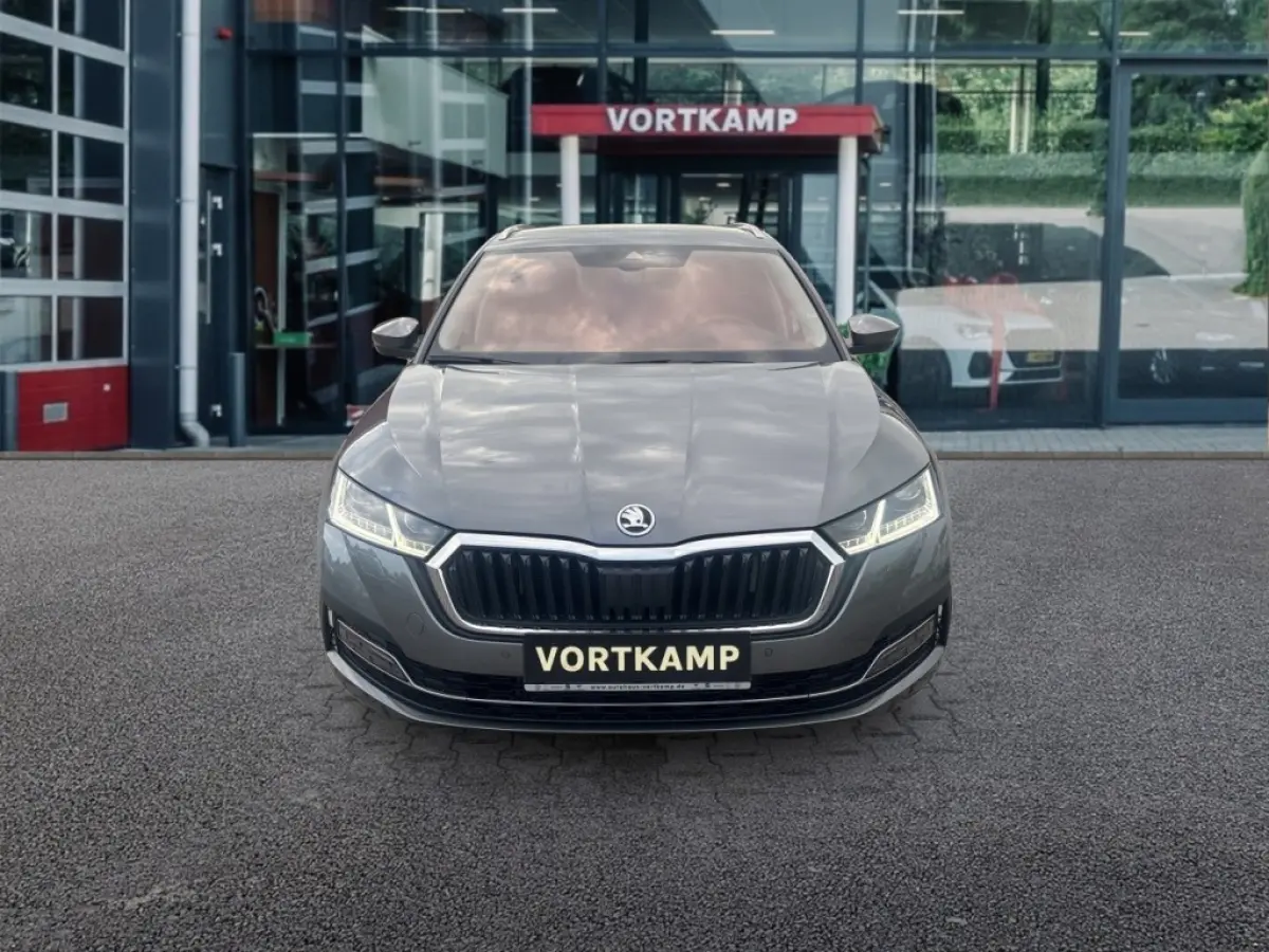 2.0 TDI STYLE TREKHAAK/CAMERA/ELEK-KLEP/ACC/MEM/STOEL+STUURVERW