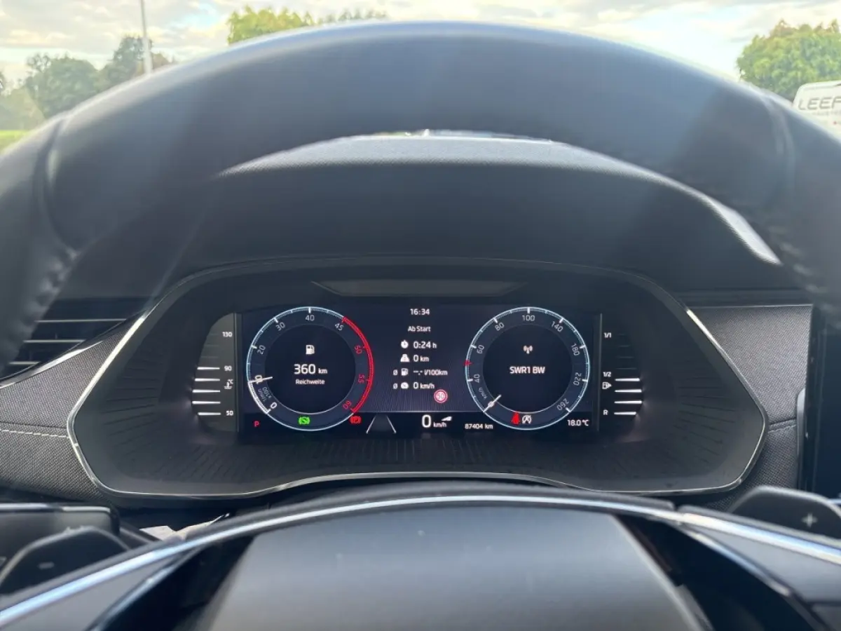2.0 TDI STYLE TREKHAAK/CAMERA/ELEK-KLEP/ACC/MEM/STOEL+STUURVERW