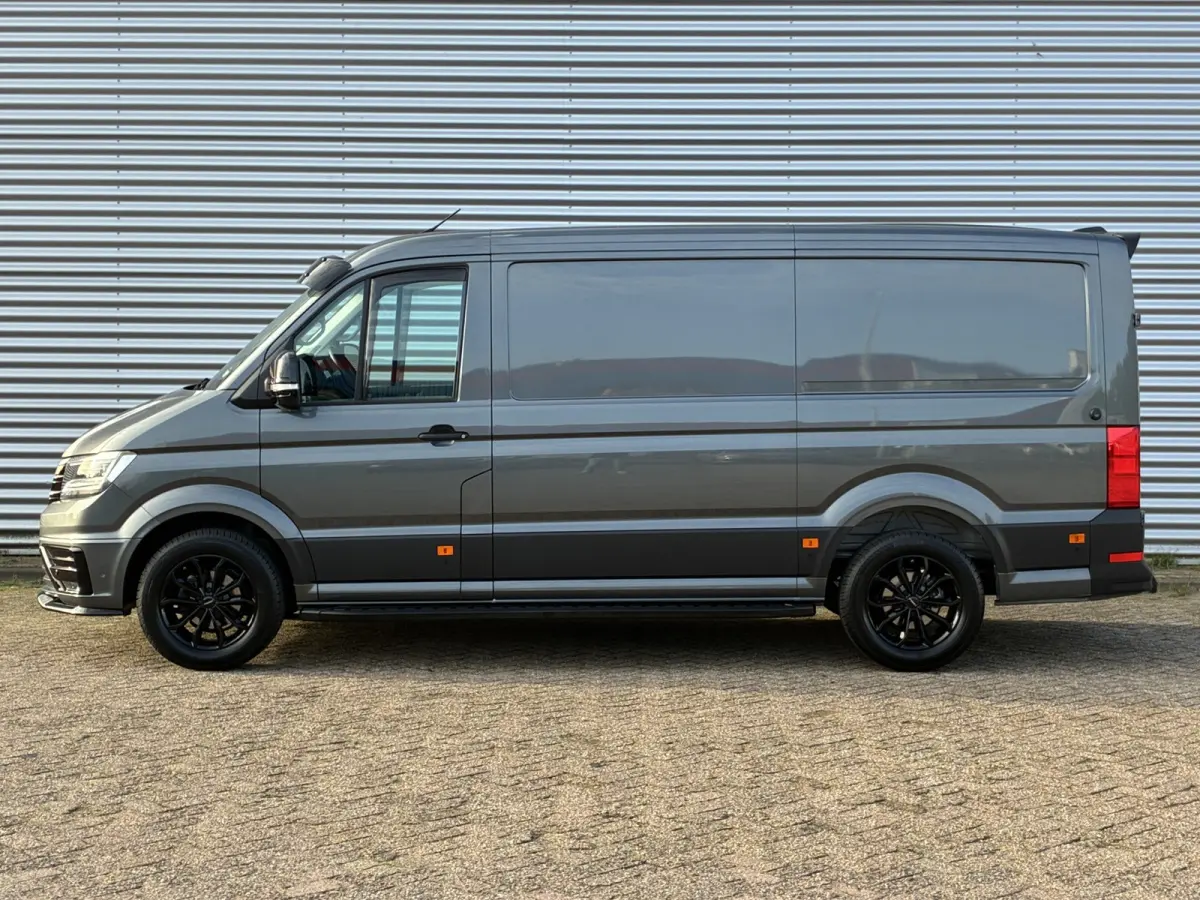177PK L3H2 • Indium Grey • Black Styling Package • FULL OPTION