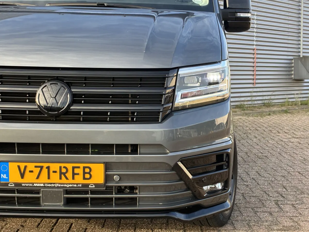 177PK L3H2 • Indium Grey • Black Styling Package • FULL OPTION