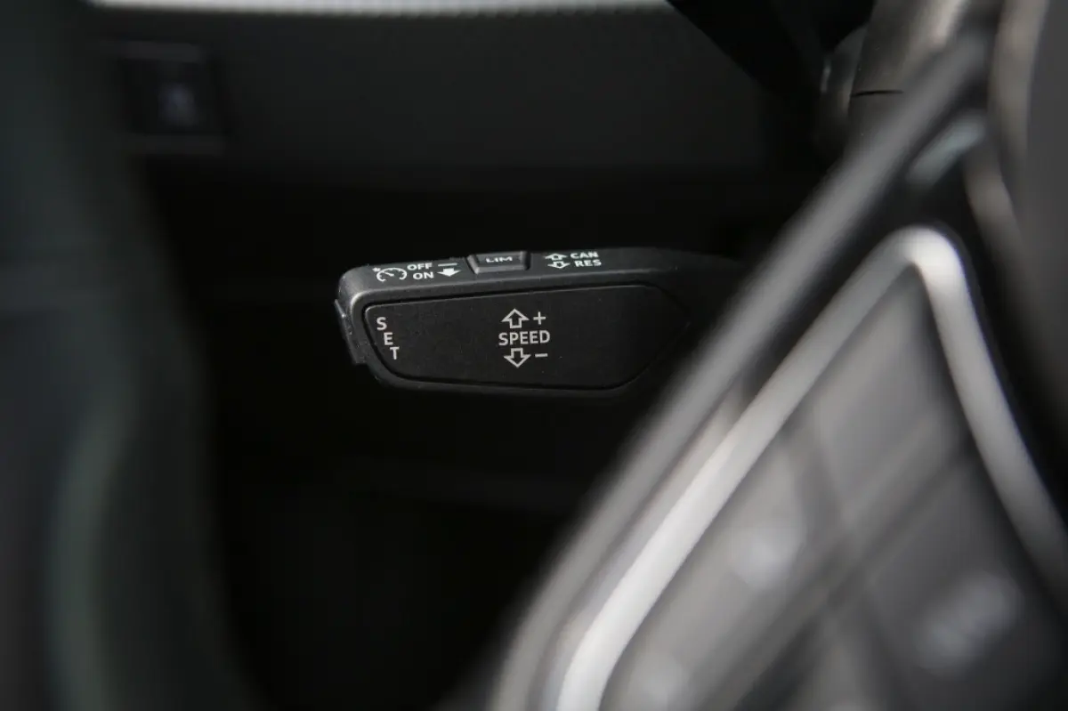 25 TFSI Adv. ed.