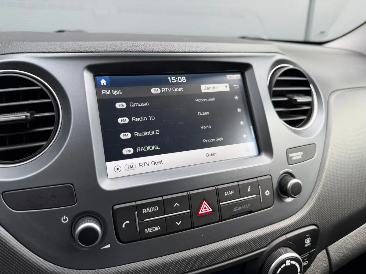 1.0i Go! | Dealer Onderhouden | Navigatie | Apple Carplay & Android Auto | Climate Control | Parkeersensoren Achter | | Dealer Onderhouden | Navigatie | Apple Carplay & Android Auto | Climat