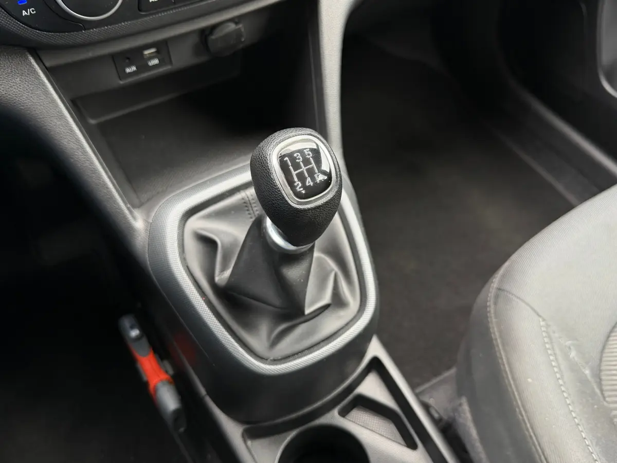 1.0i Go! | Dealer Onderhouden | Navigatie | Apple Carplay & Android Auto | Climate Control | Parkeersensoren Achter | | Dealer Onderhouden | Navigatie | Apple Carplay & Android Auto | Climat