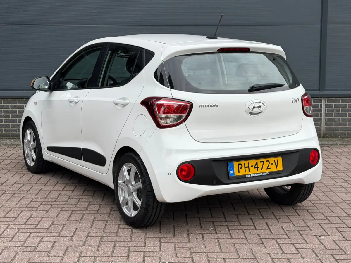 1.0i Go! | Dealer Onderhouden | Navigatie | Apple Carplay & Android Auto | Climate Control | Parkeersensoren Achter | | Dealer Onderhouden | Navigatie | Apple Carplay & Android Auto | Climat
