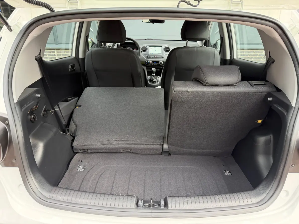 1.0i Go! | Dealer Onderhouden | Navigatie | Apple Carplay & Android Auto | Climate Control | Parkeersensoren Achter | | Dealer Onderhouden | Navigatie | Apple Carplay & Android Auto | Climat