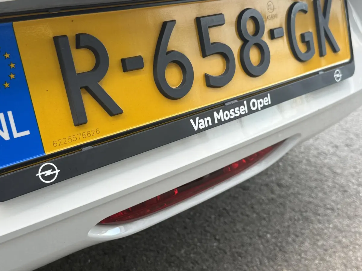 Edition+ 50 kWh SOH 93,5% | 3 Fase | Warmtepomp |  Stoel & Stuurverwarming | Apple Carplay | 1e Eigenaar | NL Auto | Dealeronderhouden |