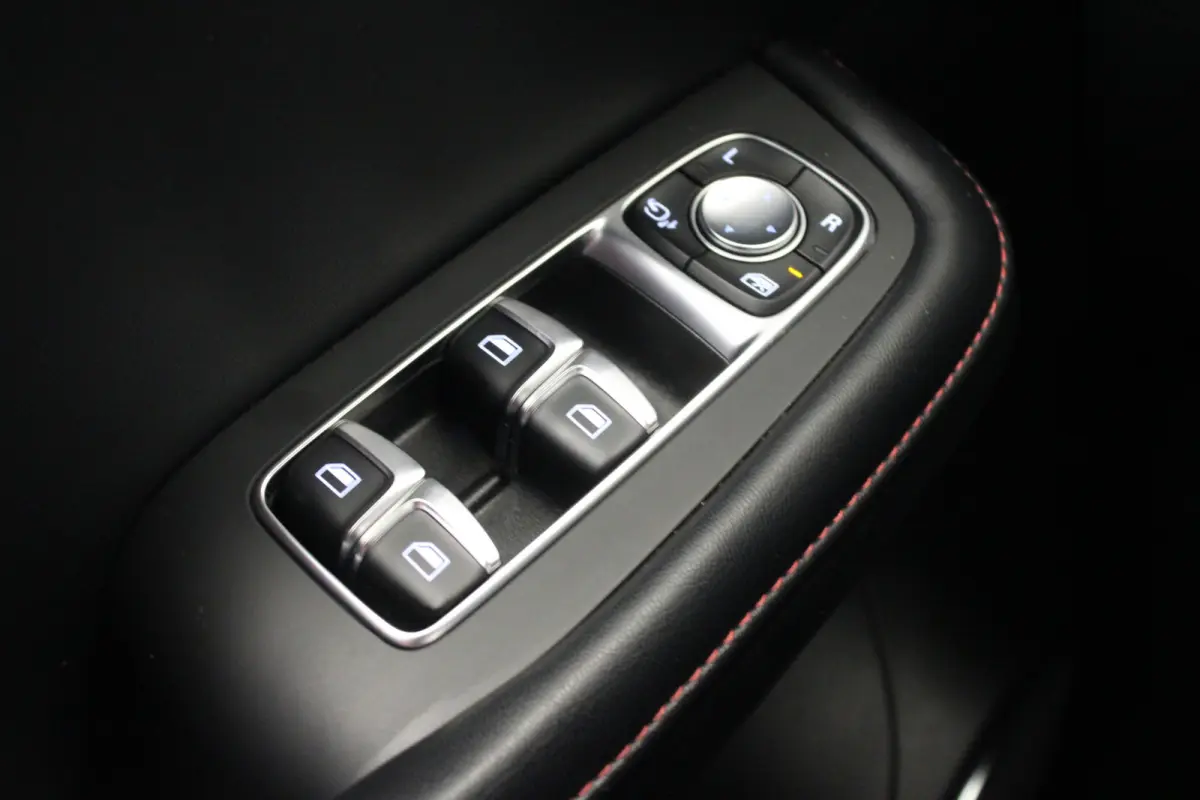 1.5 TGDI Luxury |Plug in|Camera|Stoelverw.|