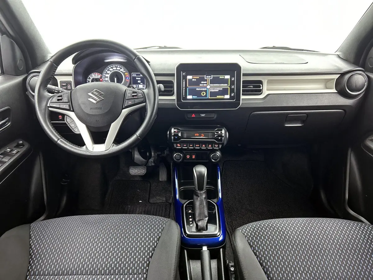 1.2 Smart Hybrid Style | Navigatie | Camera | 32.000km! |