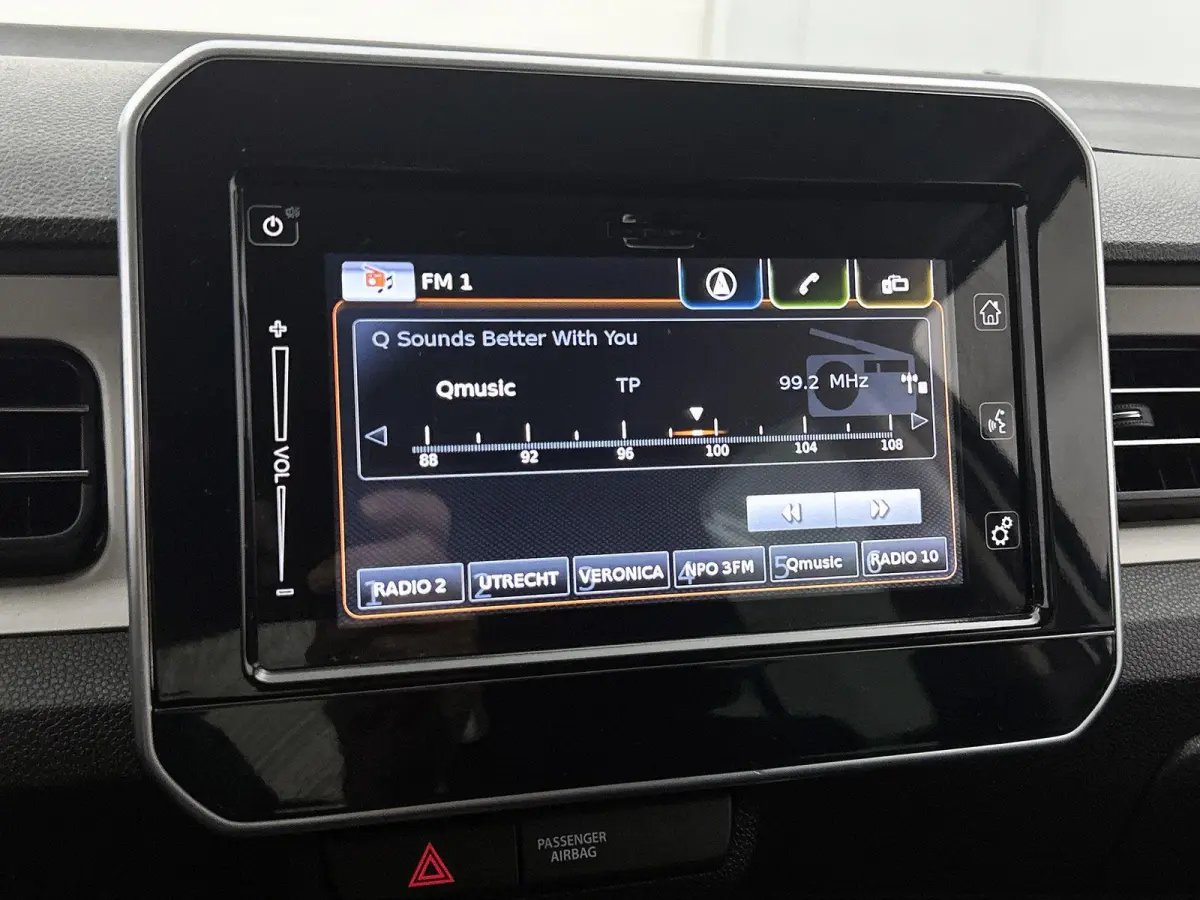 1.2 Smart Hybrid Style | Navigatie | Camera | 32.000km! |