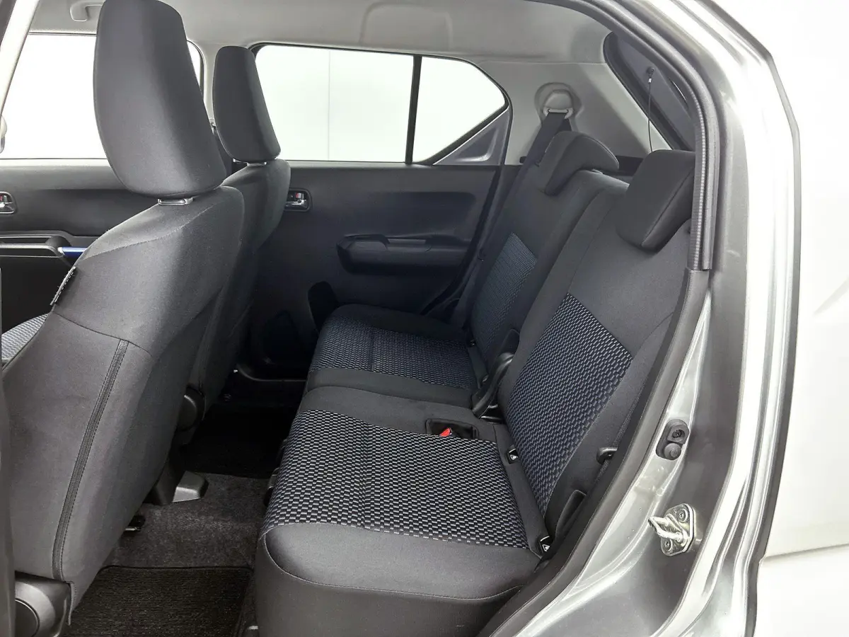 1.2 Smart Hybrid Style | Navigatie | Camera | 32.000km! |