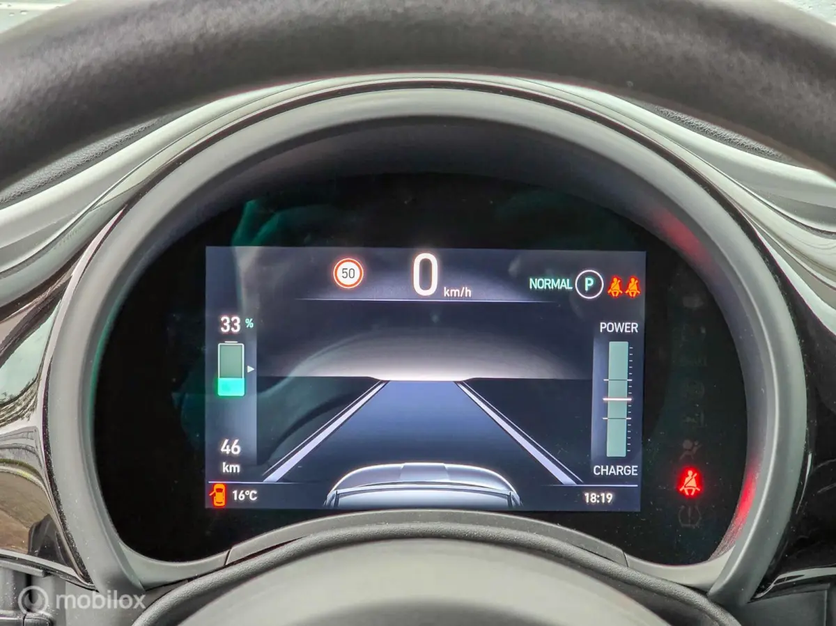 Action 24 kWh