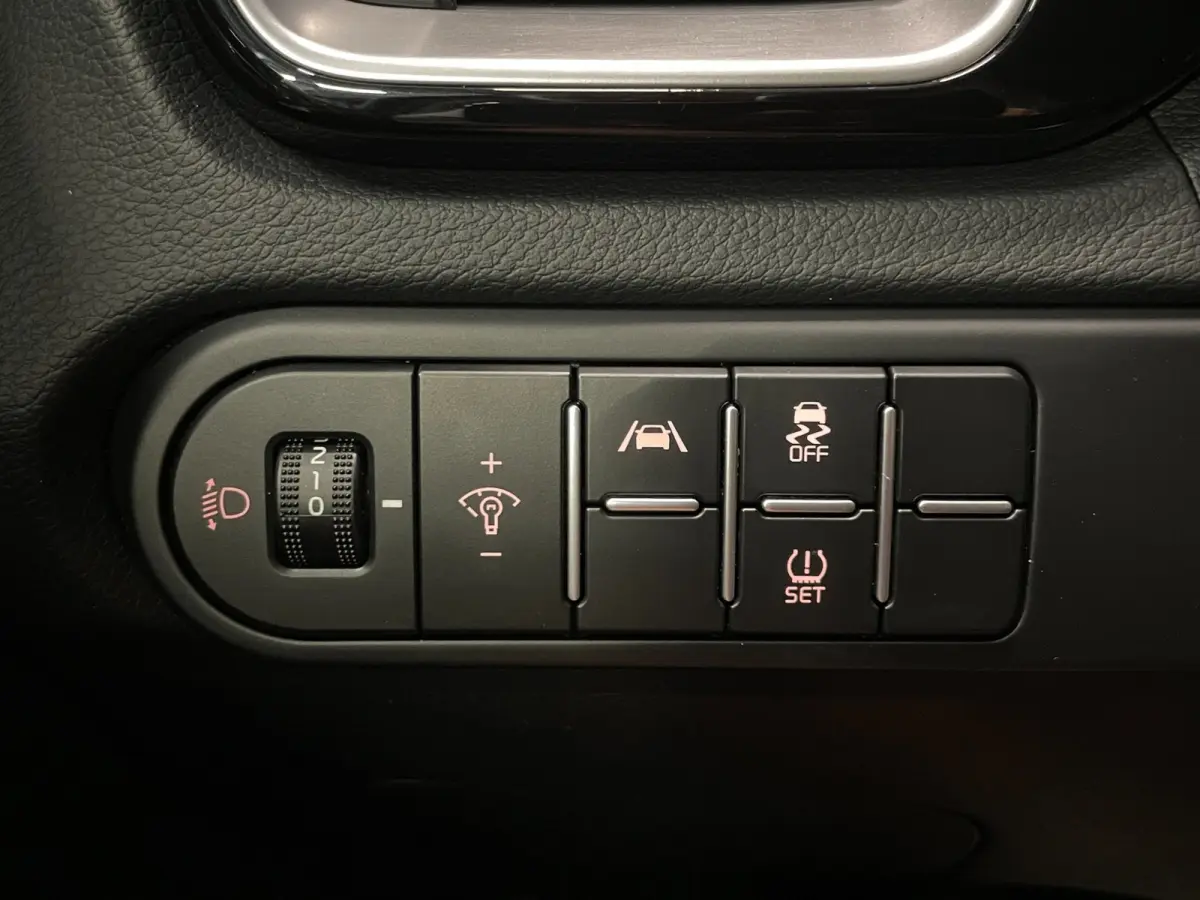 1.0 T-GDi DynamicPlusLine|120PK|1/2 LEDER|ANDROID/CARPLAY|CAMERA|CRUISE+CLIMATE|PARKEERSENSOREN|IN.BTW|1e EIG