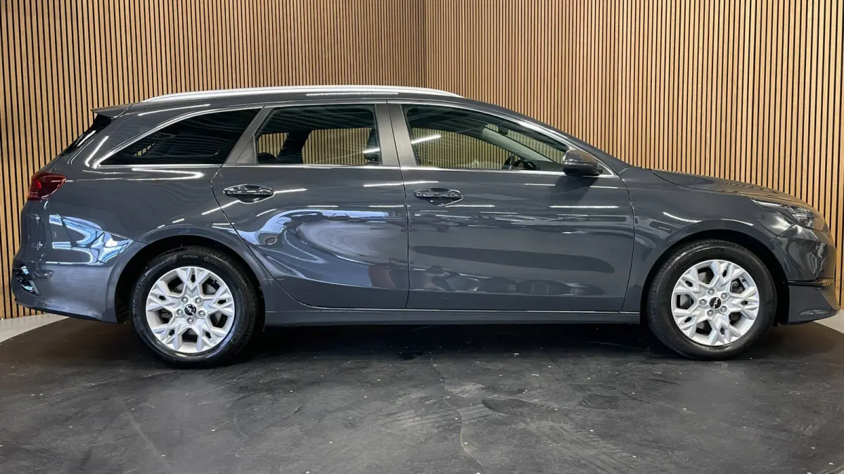 1.0 T-GDi DynamicPlusLine|120PK|1/2 LEDER|ANDROID/CARPLAY|CAMERA|CRUISE+CLIMATE|PARKEERSENSOREN|IN.BTW|1e EIG