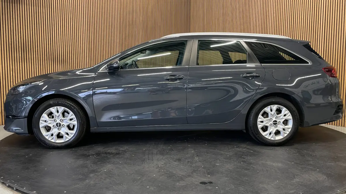 1.0 T-GDi DynamicPlusLine|120PK|1/2 LEDER|ANDROID/CARPLAY|CAMERA|CRUISE+CLIMATE|PARKEERSENSOREN|IN.BTW|1e EIG