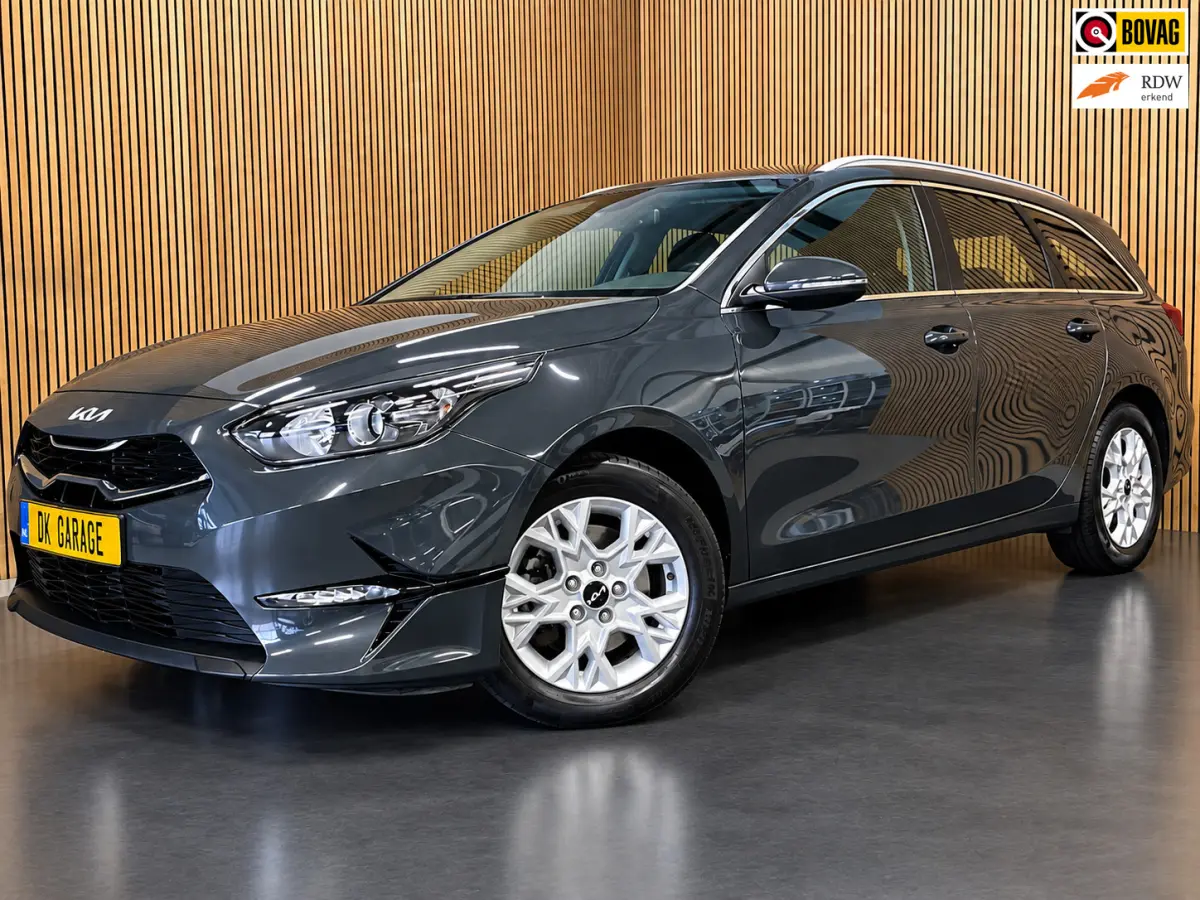 1.0 T-GDi DynamicPlusLine|120PK|1/2 LEDER|ANDROID/CARPLAY|CAMERA|CRUISE+CLIMATE|PARKEERSENSOREN|IN.BTW|1e EIG