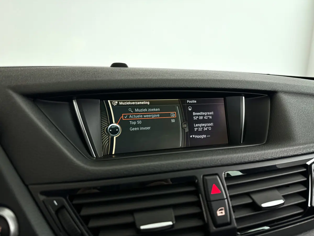 xDrive28i High Executive | Panoramadak | Park assist | Cruise control