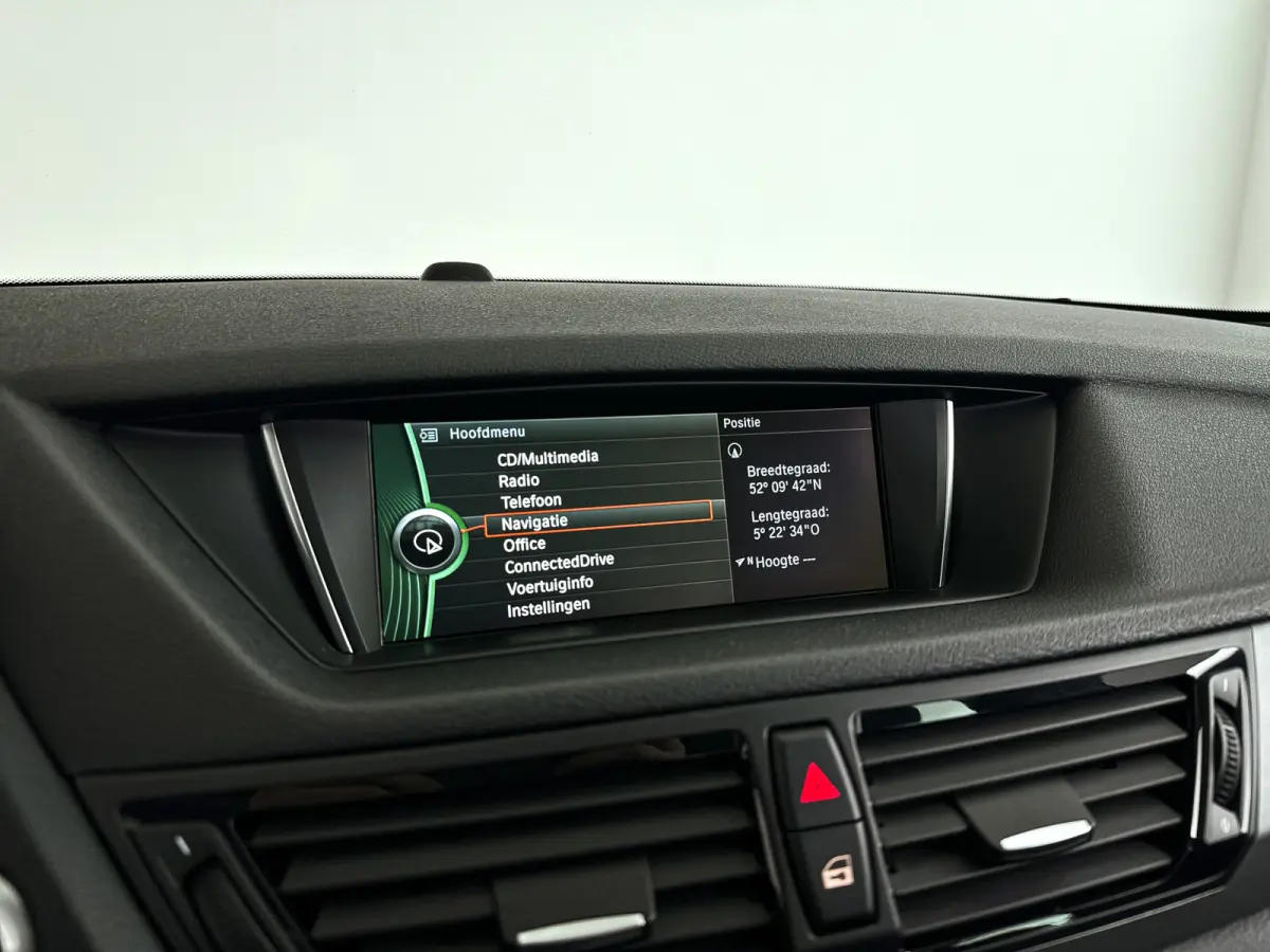 xDrive28i High Executive | Panoramadak | Park assist | Cruise control
