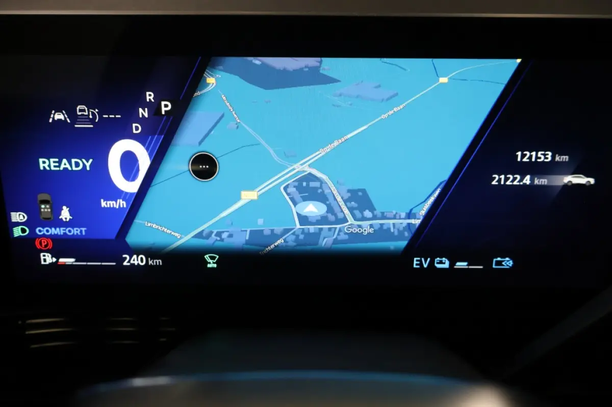 1.2 E-Tech full hybrid 200 Espirit Alpine | Panoramadak