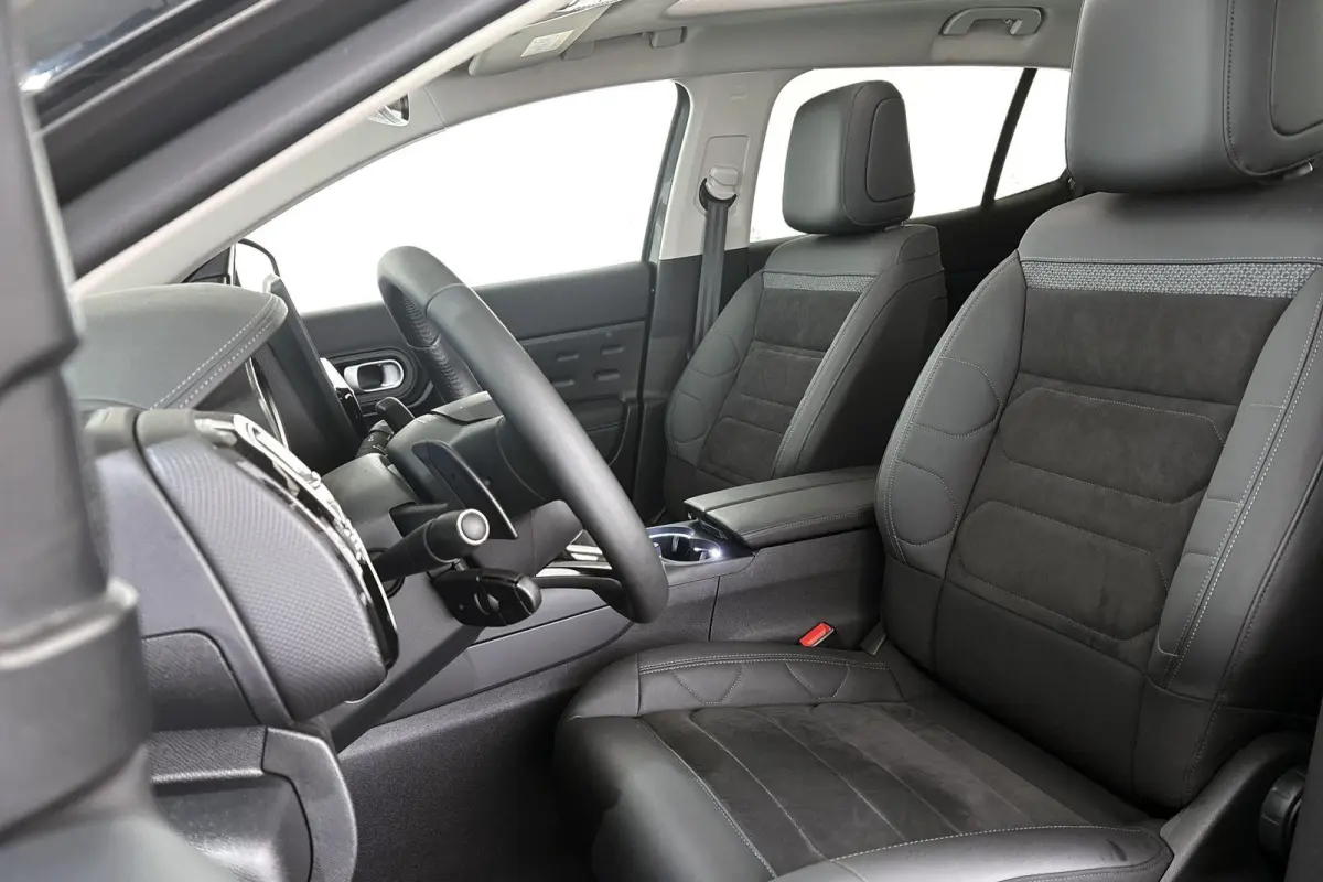 1.6 Plug-in Hybrid 225 Shine Pack Panoramadak 360 Camera Keyless