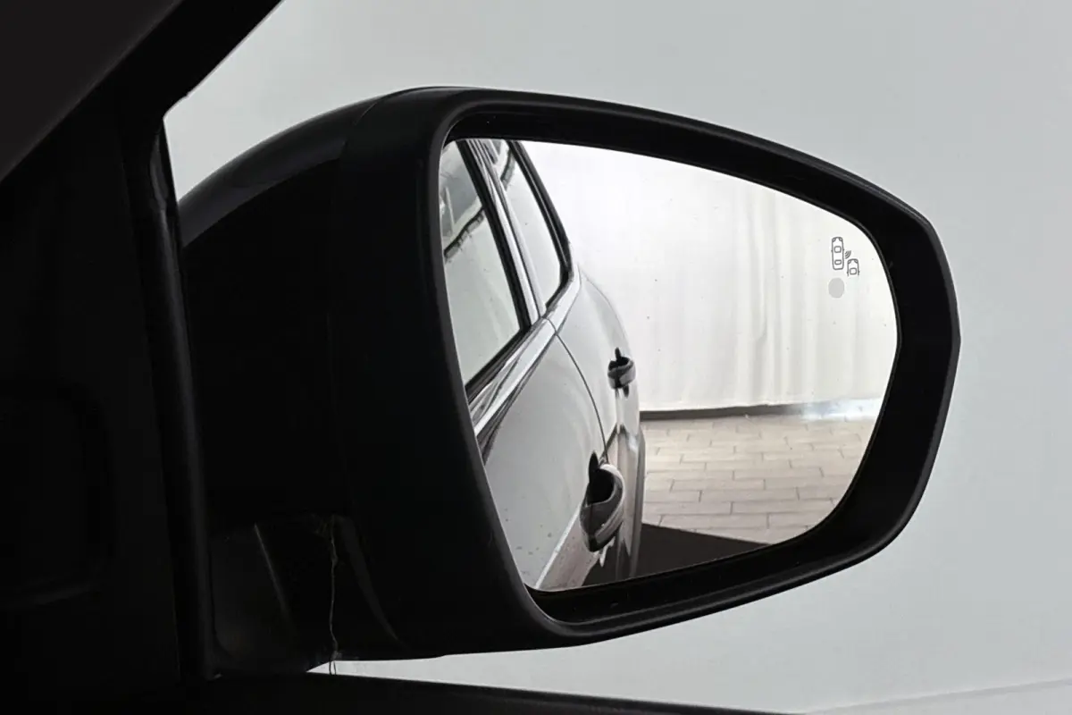 1.6 Plug-in Hybrid 225 Shine Pack Panoramadak 360 Camera Keyless