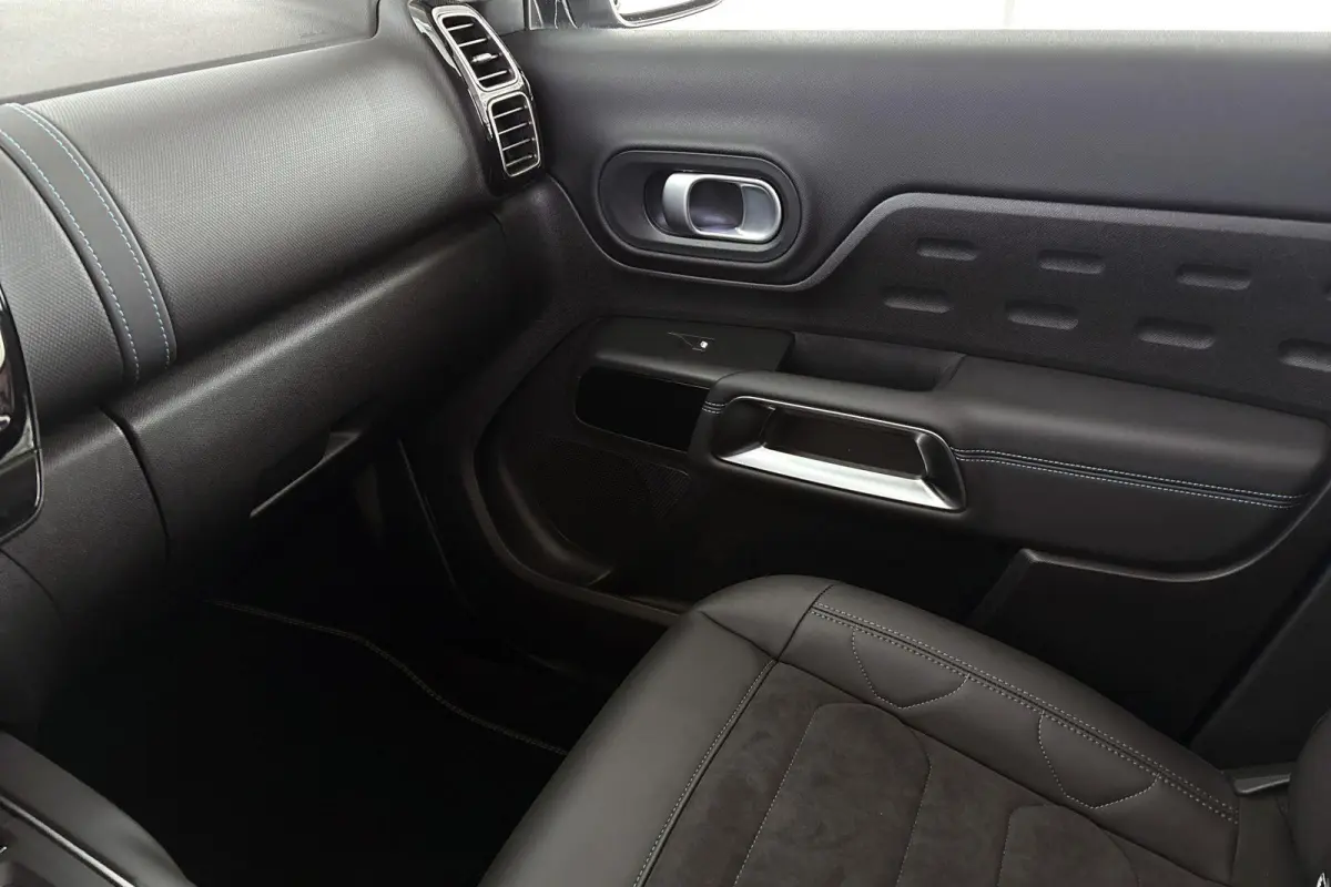 1.6 Plug-in Hybrid 225 Shine Pack Panoramadak 360 Camera Keyless