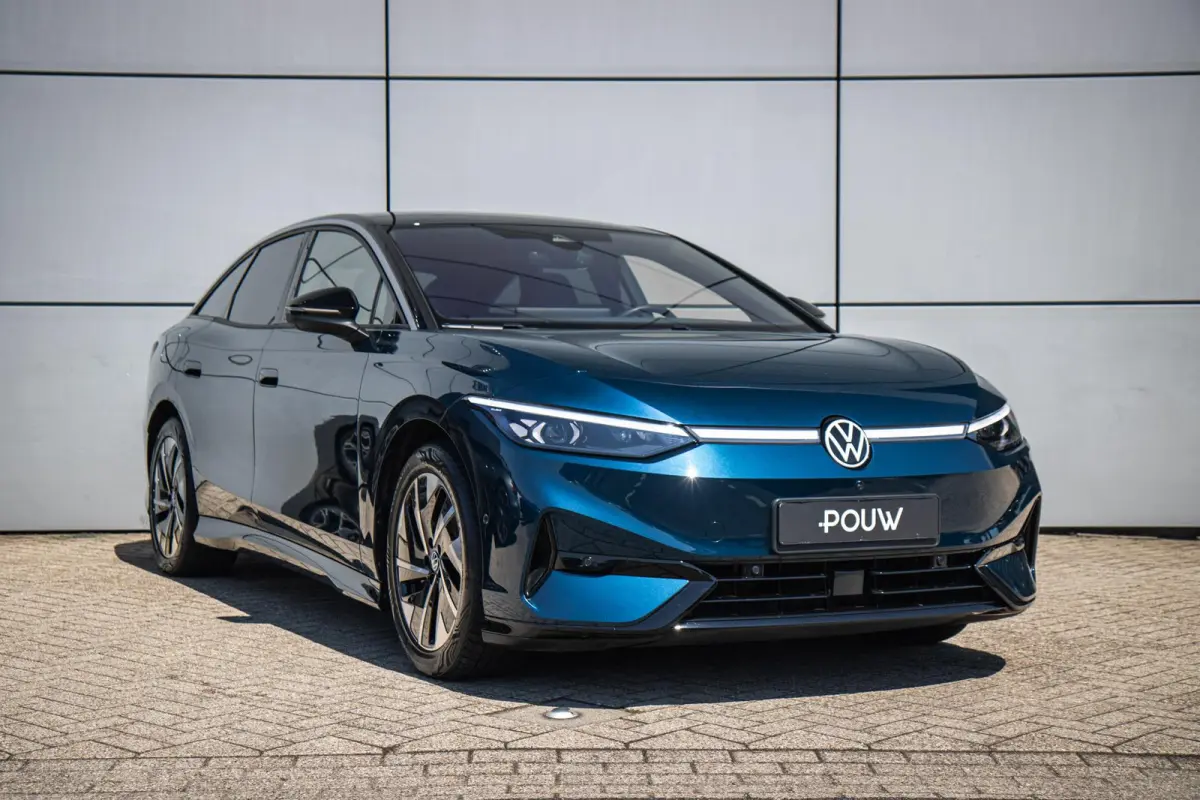 286pk Pro Business 77 kWh | Trekhaak | Matrix LED | 360 Camera | Navigatie| 19'' Velgen