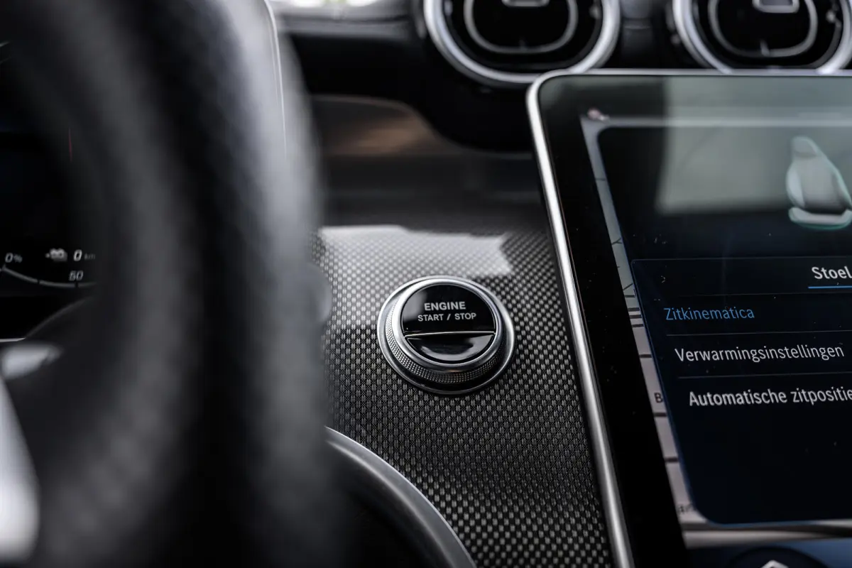 300e 4MATIC Business Line Pano/360/ACC/Burmester