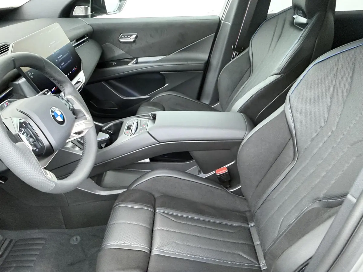 40 eDrive 83 kWh | M Sport Pro | Innovation Pack | Trekhaak | Highway Assistant |