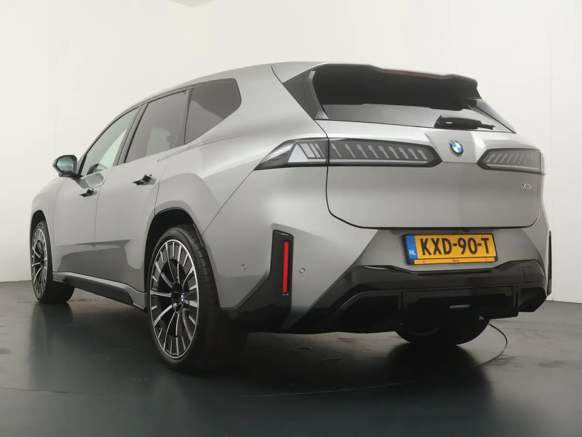 40 eDrive 83 kWh | M Sport Pro | Innovation Pack | Trekhaak | Highway Assistant |