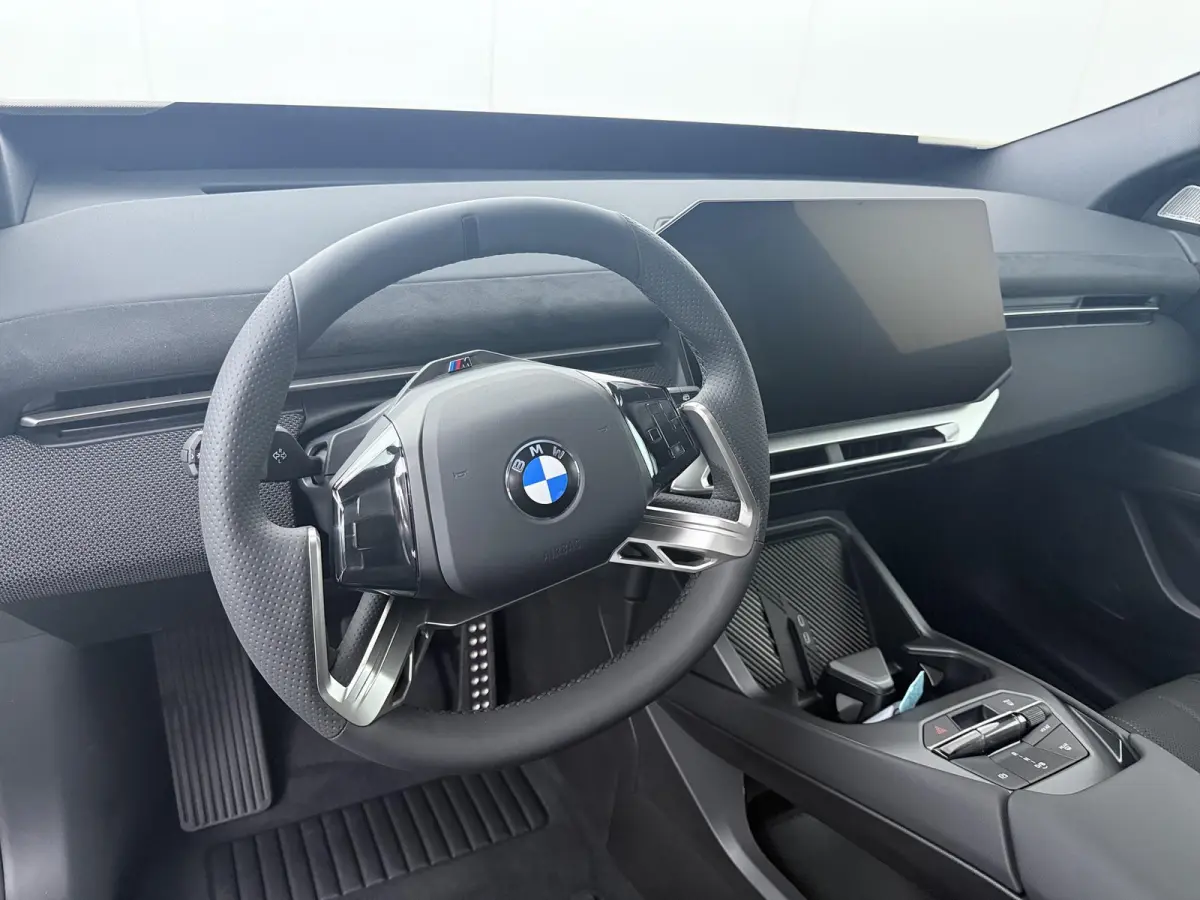 40 eDrive 83 kWh | M Sport Pro | Innovation Pack | Trekhaak | Highway Assistant |