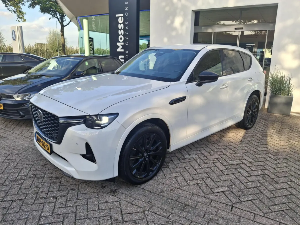 2.5 e-SkyActiv PHEV Homura | CAMERA | NAVIGATIE | STOEL-STUURWIELVERWARMING | HEAD-UP
