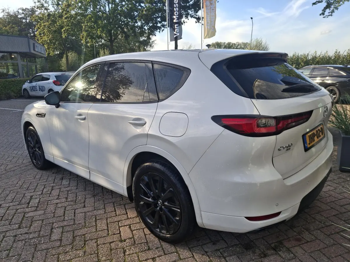 2.5 e-SkyActiv PHEV Homura | CAMERA | NAVIGATIE | STOEL-STUURWIELVERWARMING | HEAD-UP