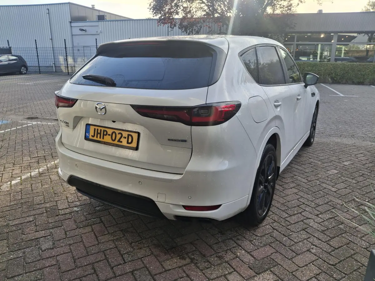 2.5 e-SkyActiv PHEV Homura | CAMERA | NAVIGATIE | STOEL-STUURWIELVERWARMING | HEAD-UP