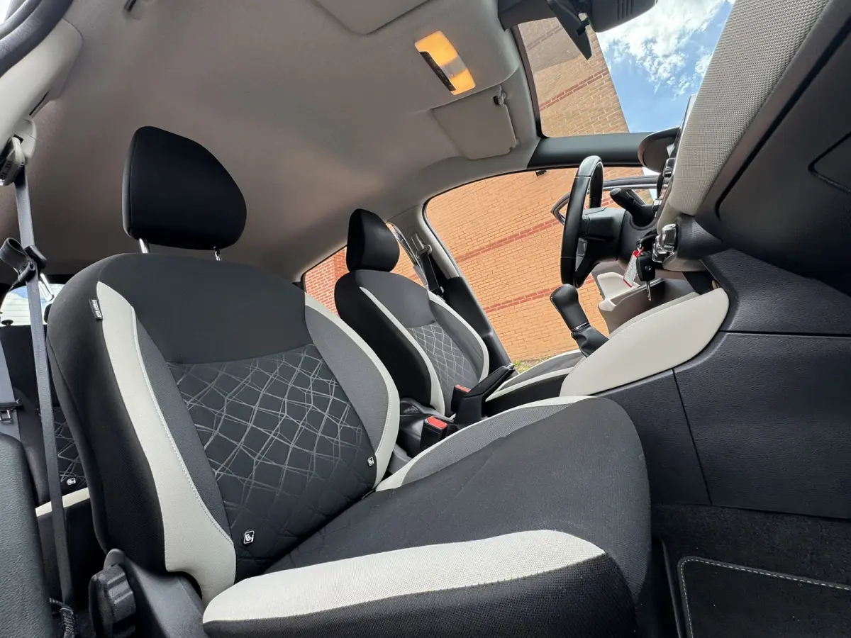 1.0 IG-T N-Connecta, Navi, PDC, Apple Carplay, Camera,