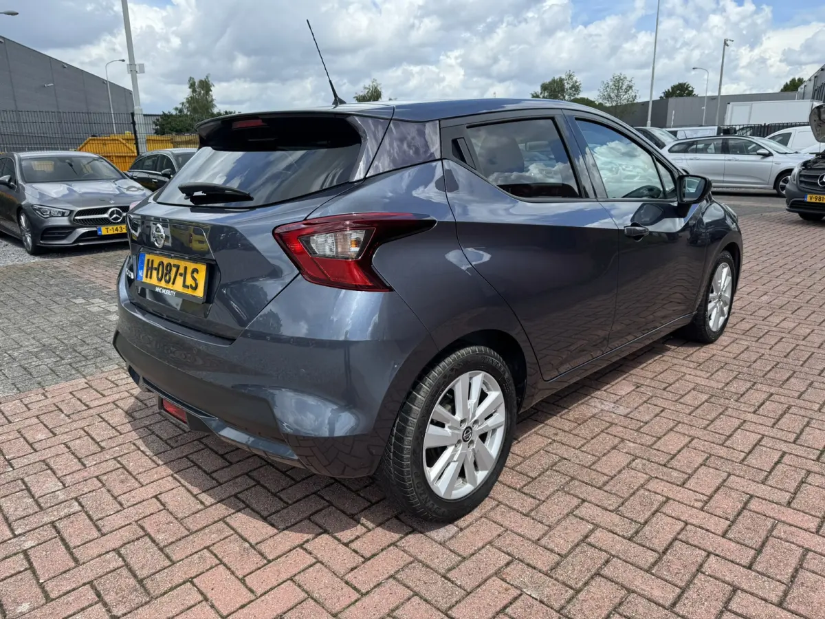 1.0 IG-T N-Connecta, Navi, PDC, Apple Carplay, Camera,