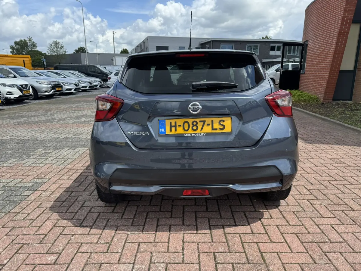 1.0 IG-T N-Connecta, Navi, PDC, Apple Carplay, Camera,
