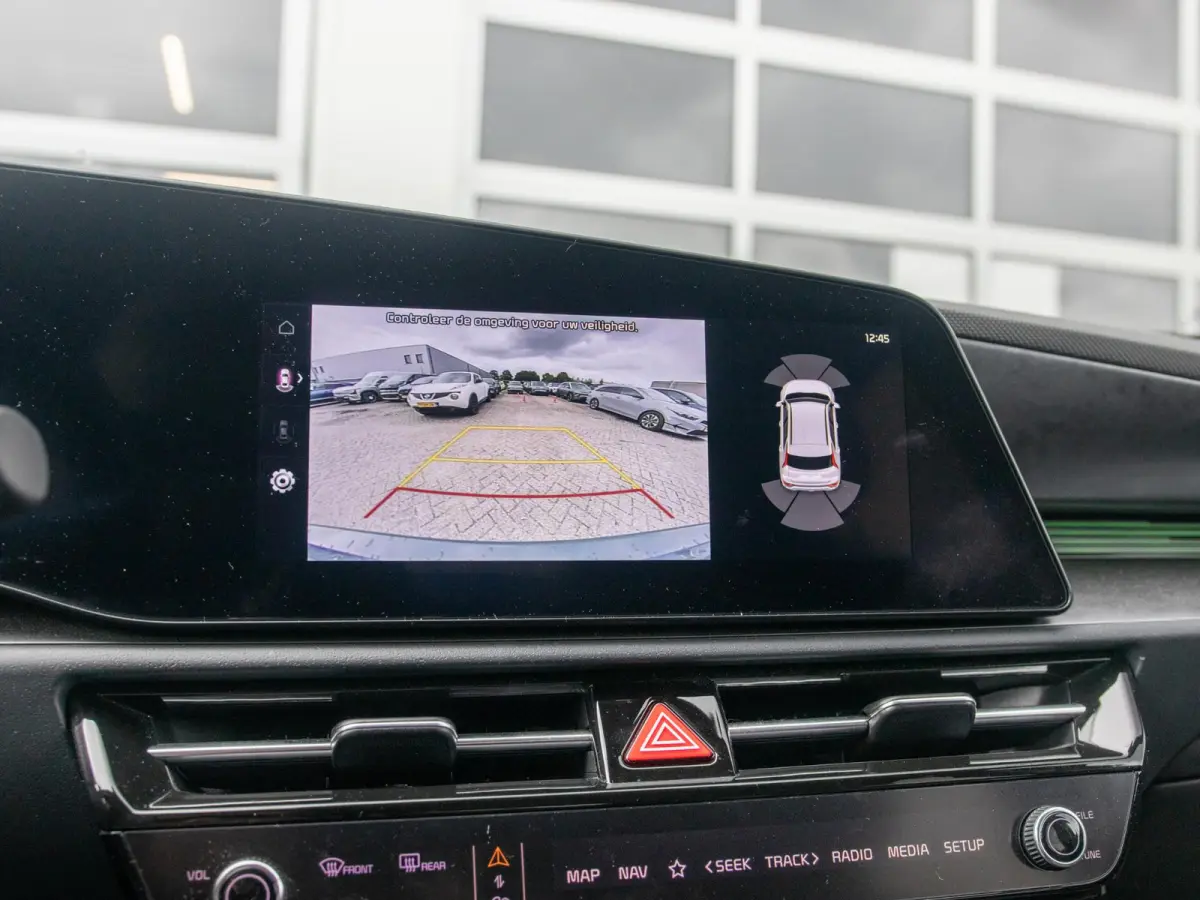 Edition Advanced 64.8 kWh Trekhaak | Leder | Privacy glass | Luxe uitvoering