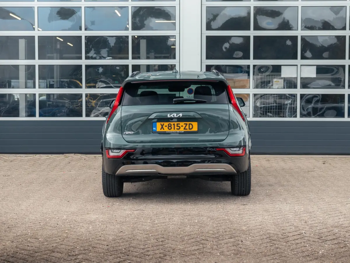 Edition Advanced 64.8 kWh Trekhaak | Leder | Privacy glass | Luxe uitvoering