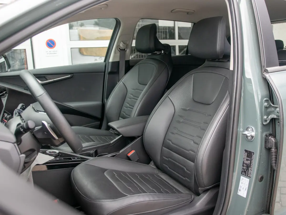 Edition Advanced 64.8 kWh Trekhaak | Leder | Privacy glass | Luxe uitvoering